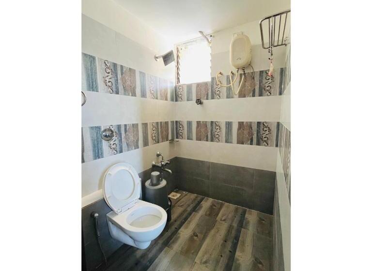 اتاق لوکس سه تخته, Hill City