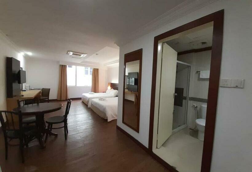 غرفة ديلوكس, Sara