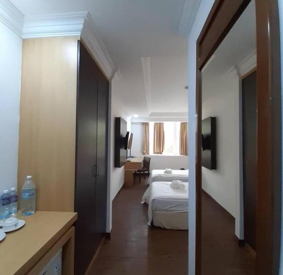 غرفة قياسية, Sara