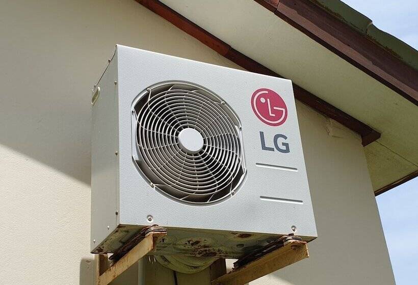 بانگلوی استاندارد, Kunta Kinteh Beach Complex