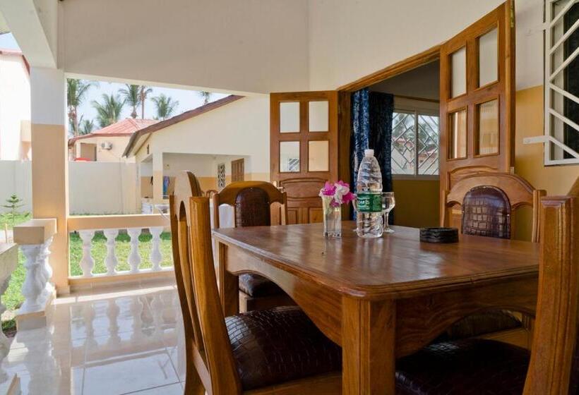 بانگلوی لوکس, Kunta Kinteh Beach Complex