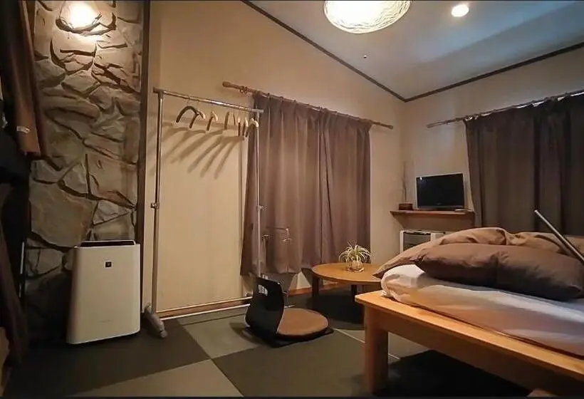اتاق استاندارد سه تخته با سرویس بهداشتی مشترک, Hakuba Kaze No Ko