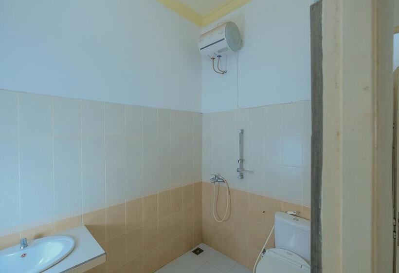 Номер Стандарт, Reddoorz Syariah Near Museum Lambung Mangkurat 2