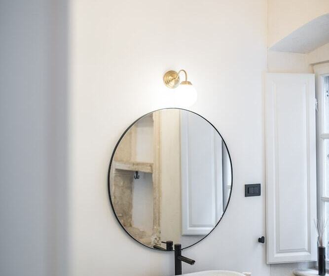 غرفة تنفيذية, Villa 5db