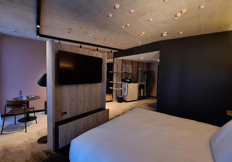 キングサイズベッドのスタンダードルーム, Capital Inn & Suites