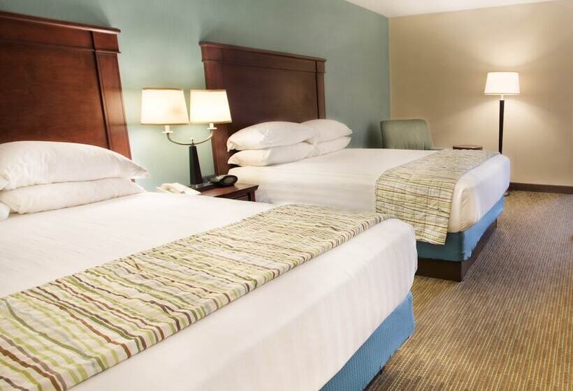 Номер Deluxe, Troy Inn & Suites