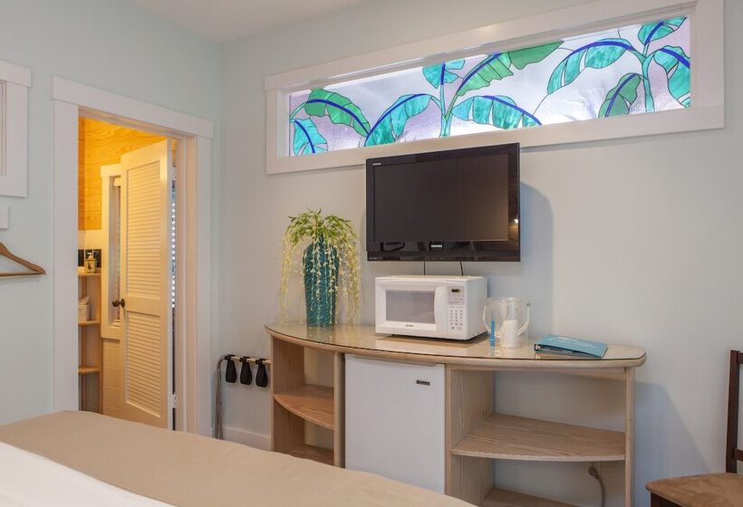 Номер Стандарт, Eden House