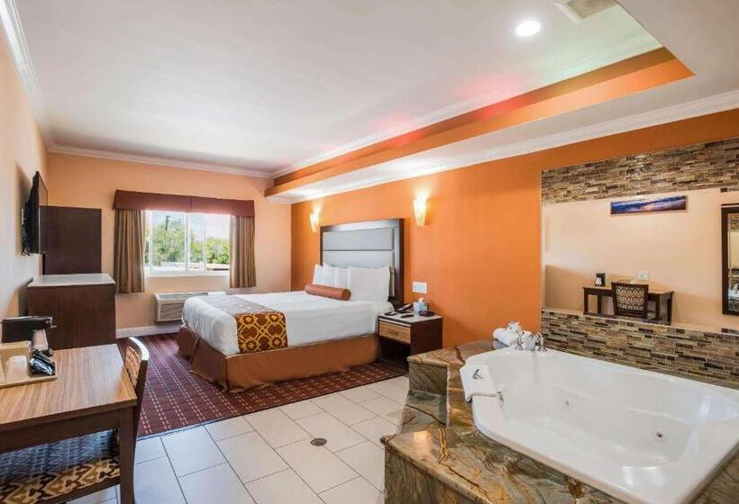 스탠다드 룸 킹사이즈 침대, Rodeway Inn & Suites Pasadena
