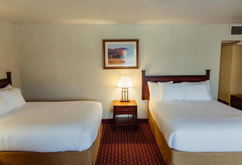 带阳台的三人标准间, The Durango Lodge