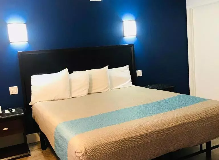 اتاق لوکس با تخت بزرگ, Motel 6 Inglewood, Ca