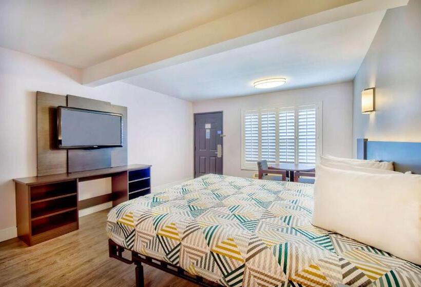 Номер Deluxe Кровать Кинг, Motel 6 Inglewood, Ca