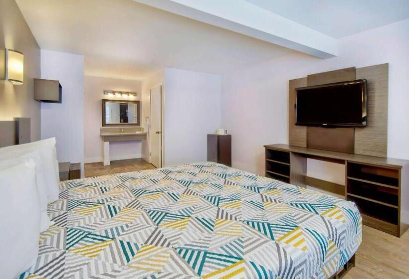 Номер Deluxe Кровать Кинг, Motel 6 Inglewood, Ca