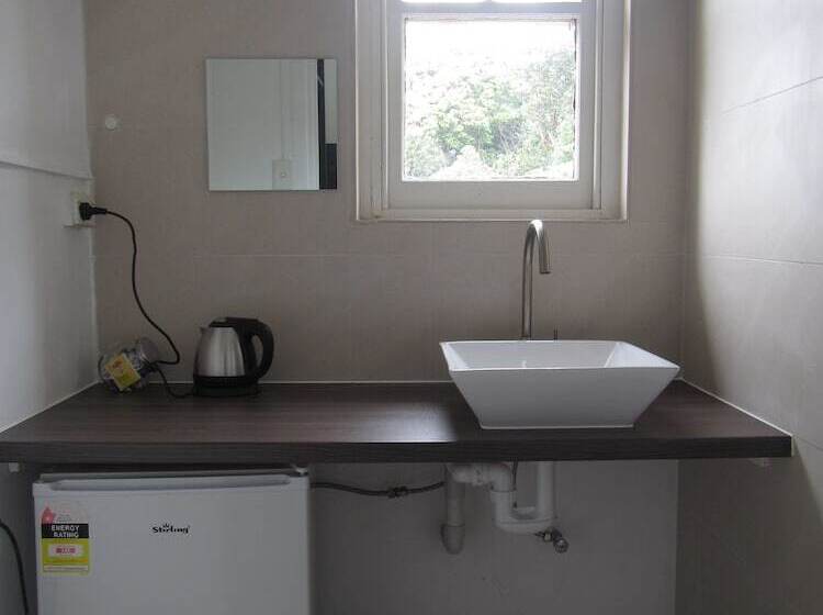 חדר סטנדרט, Manly Bunkhouse