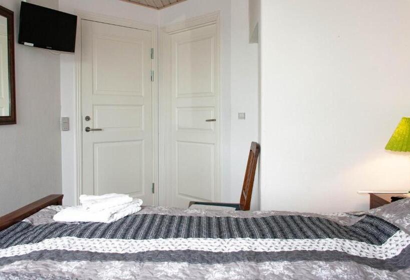 스탠다드 룸, Ballum Slusekro