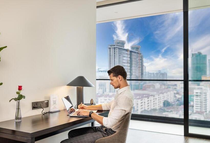 استودیوی استاندارد, Luxcity Hotel & Apartment