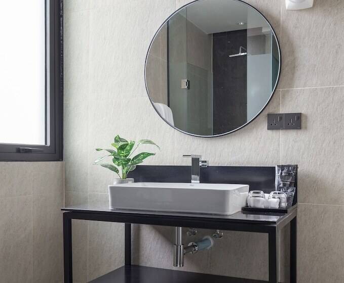 استودیوی استاندارد, Luxcity Hotel & Apartment