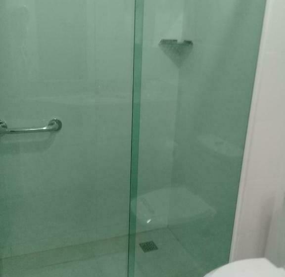 Номер Стандарт Трехместный, Maestro Express