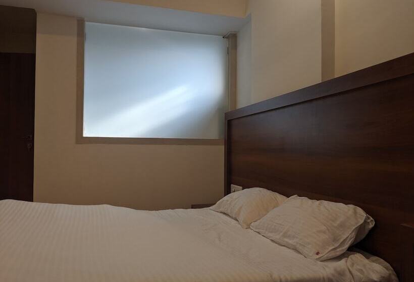Номер Deluxe, Atharva Residency