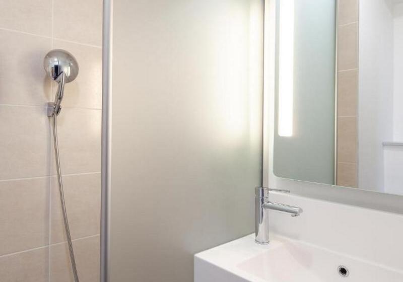 Номер Стандарт, B&b Hotel Massy Gare Tgv