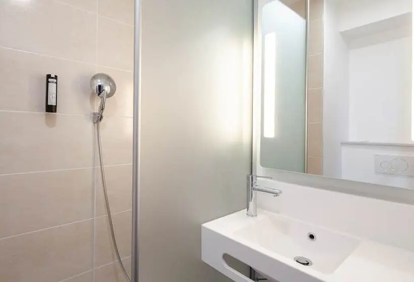 スタンダードトリプルルーム, B&b Hotel Massy Gare Tgv
