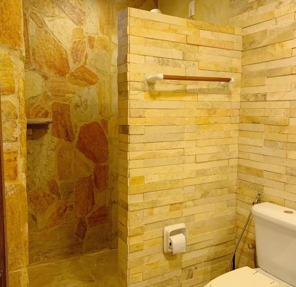 חדר סופריור לארבעה, Controvento Boutique