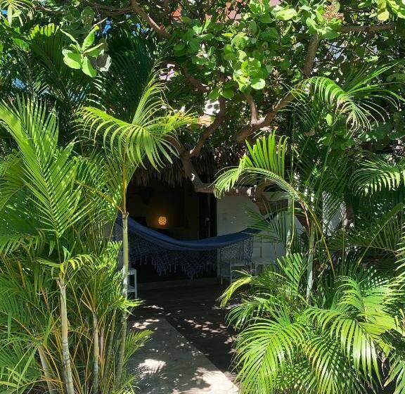 חדר משפחתי נוף לגינה, Controvento Boutique