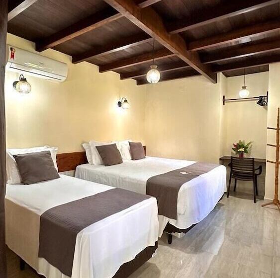 Standaard Driepersoonskamer, Pousada Villa Zena Frente Ao Mar Pé Na Areia