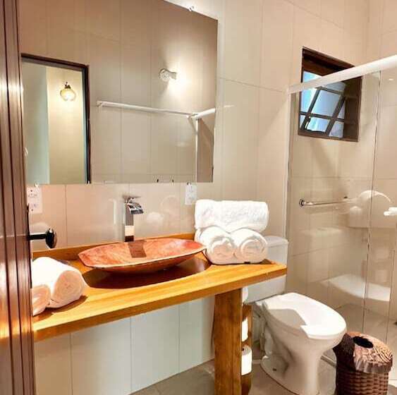 Standaard Driepersoonskamer, Pousada Villa Zena Frente Ao Mar Pé Na Areia