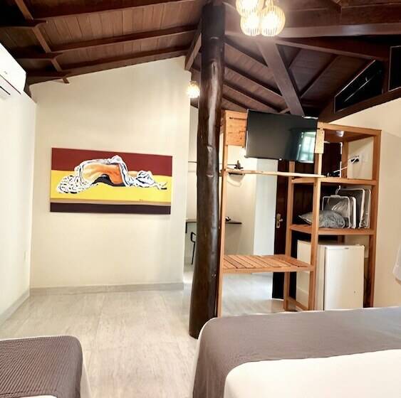 Standaard Driepersoonskamer, Pousada Villa Zena Frente Ao Mar Pé Na Areia