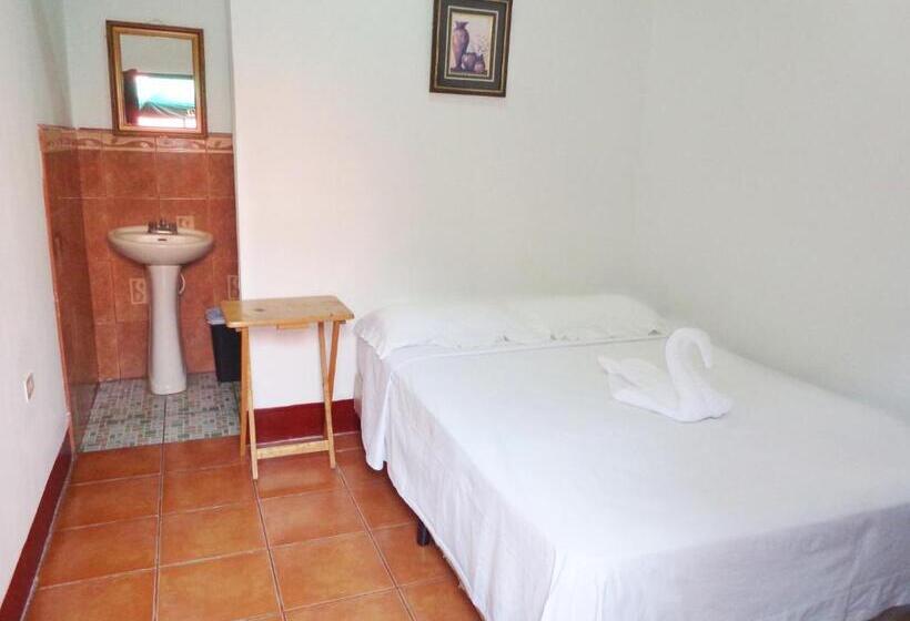 اتاق استاندارد, Hospedaje Y Cafe Ruiz