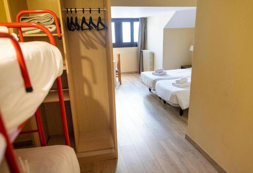 חדר קלאסי לארבעה, Port 1730