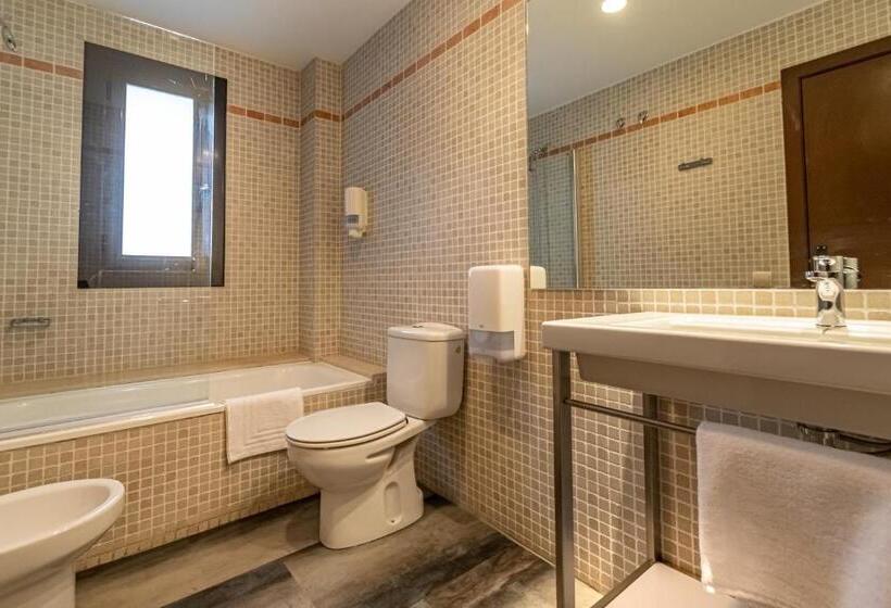 חדר משפחתי, Port 1730