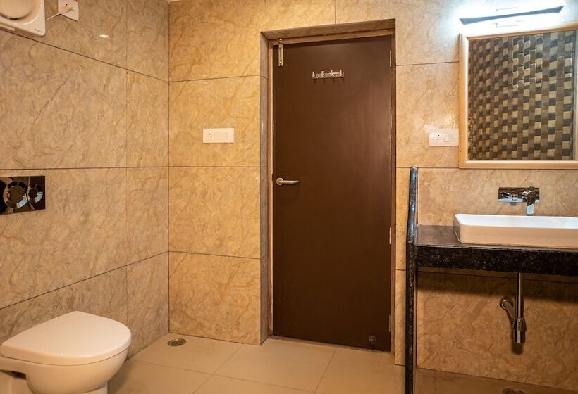 디럭스 룸, Riddhi Siddhi Resorts