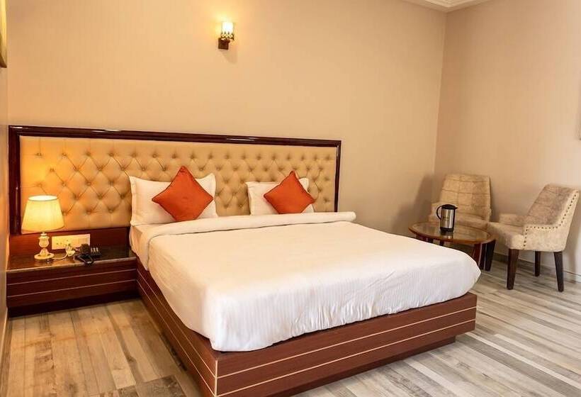 디럭스 룸, Riddhi Siddhi Resorts