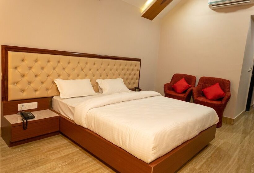 디럭스 룸, Riddhi Siddhi Resorts