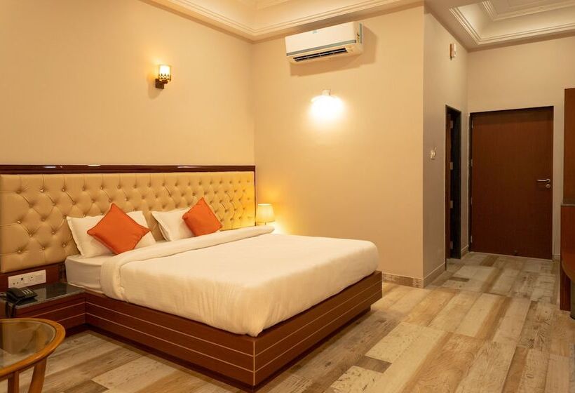 디럭스 룸, Riddhi Siddhi Resorts