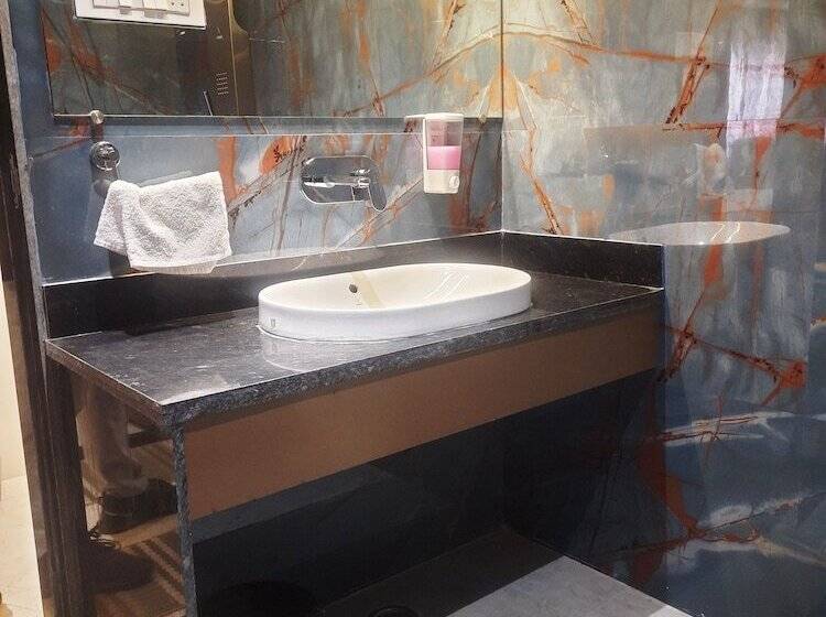 디럭스 룸, Riddhi Siddhi Resorts