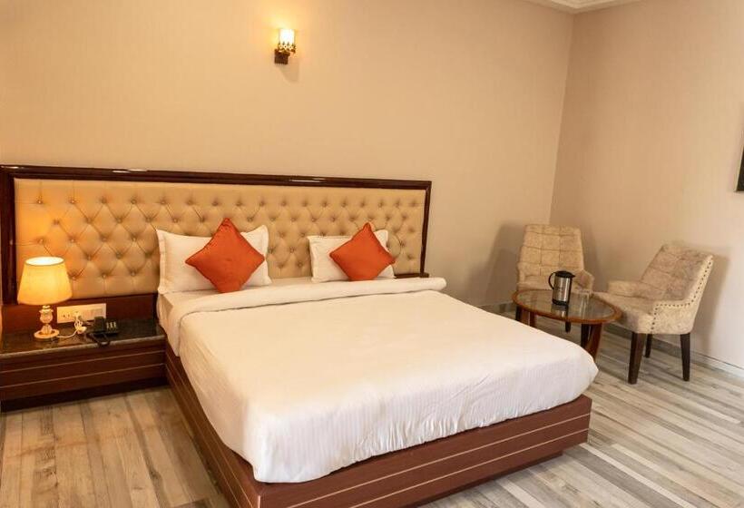 디럭스 룸, Riddhi Siddhi Resorts