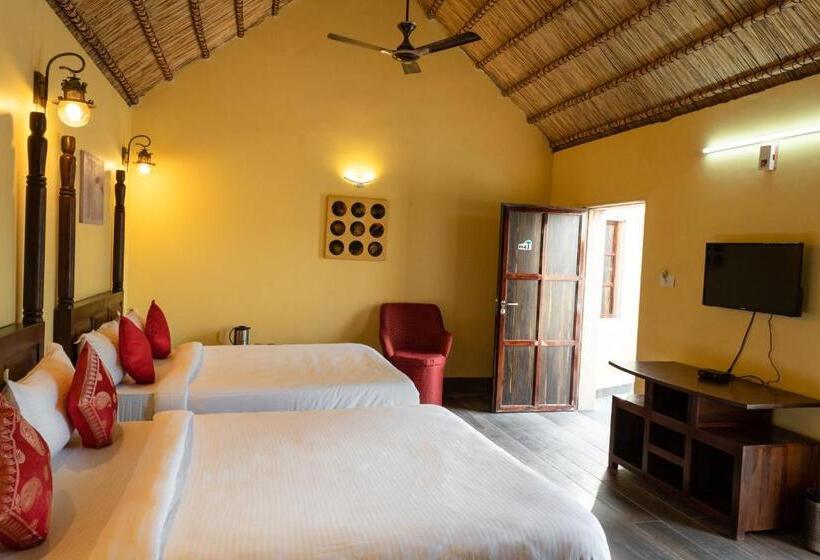 디럭스 패밀리 룸, Riddhi Siddhi Resorts