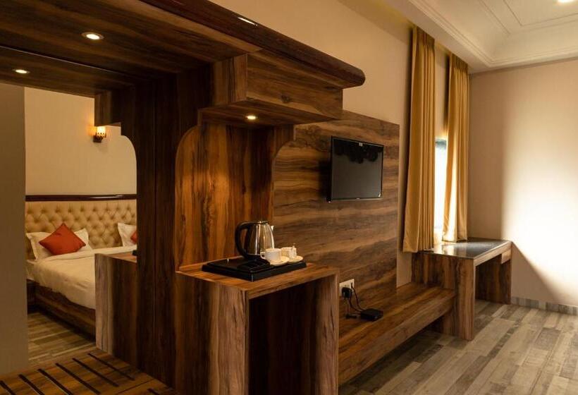 디럭스 패밀리 룸, Riddhi Siddhi Resorts