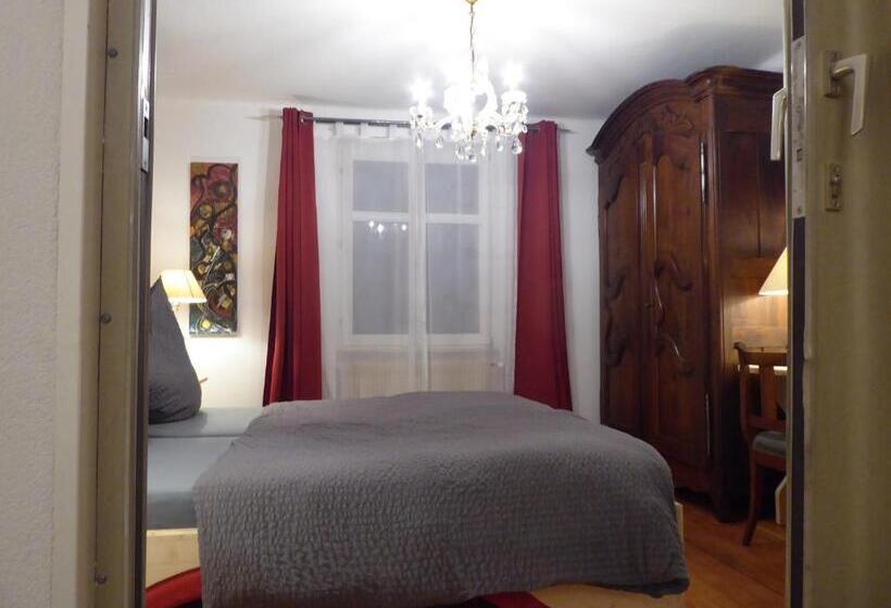 غرفة قياسية, Pension Zur Rose