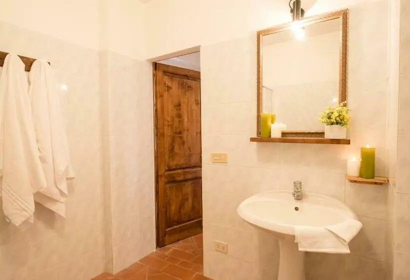 １ベッドルームハウス, Borgo Montemaggiore