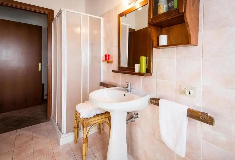 ２ベッドルームハウス, Borgo Montemaggiore