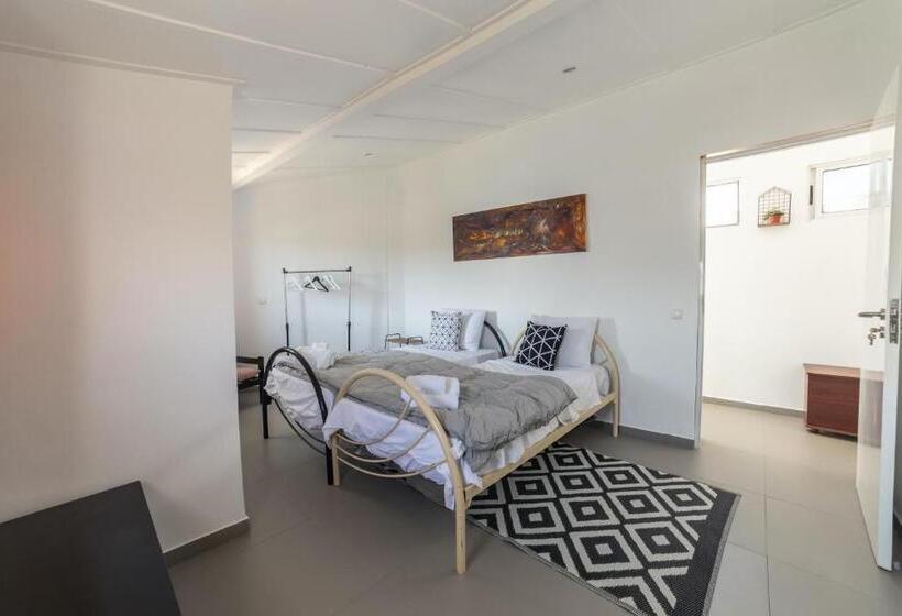 اتاق استاندارد با سرویس بهداشتی مشترک, A Casa Da Mizi