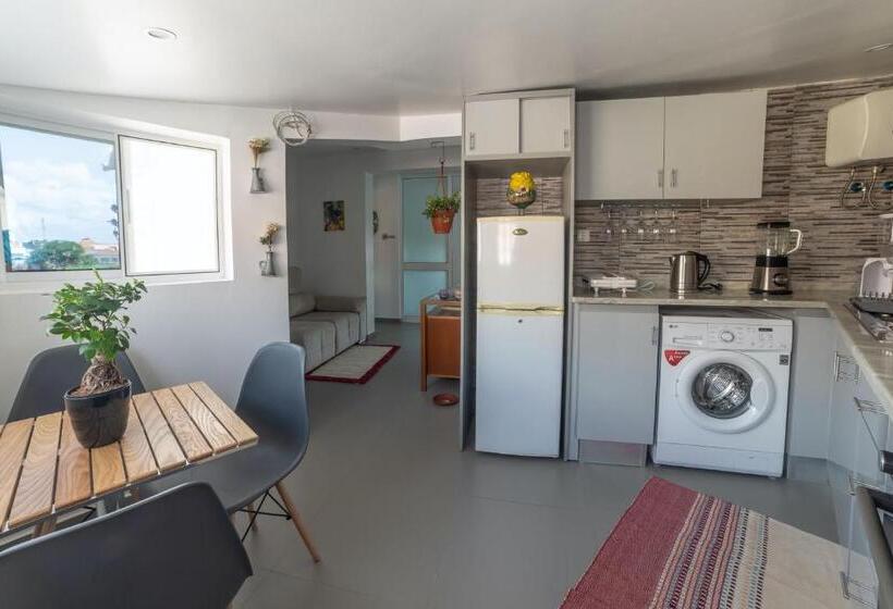 اتاق استاندارد با سرویس بهداشتی مشترک, A Casa Da Mizi