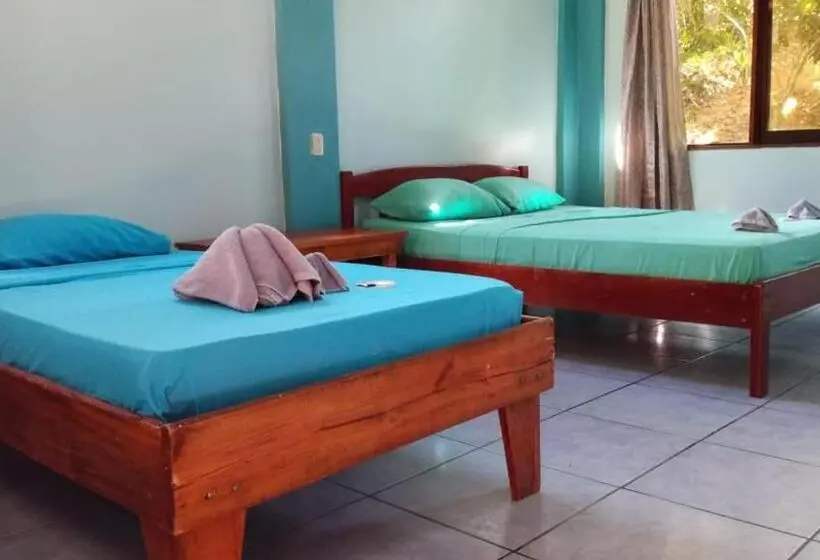 اتاق لوکس سه تخته, Corcovado & Drake Inn