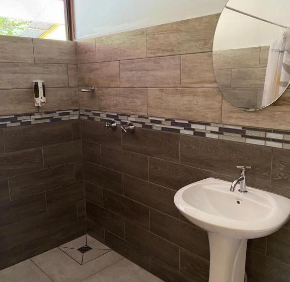 غرفة ديلوكس رباعية, Corcovado & Drake Inn