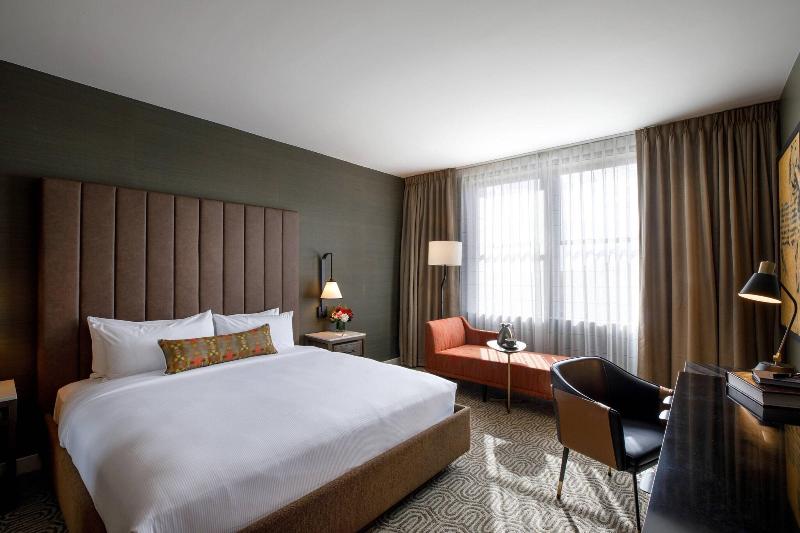 스탠다드 룸 킹사이즈 침대, Vin Autograph Collection