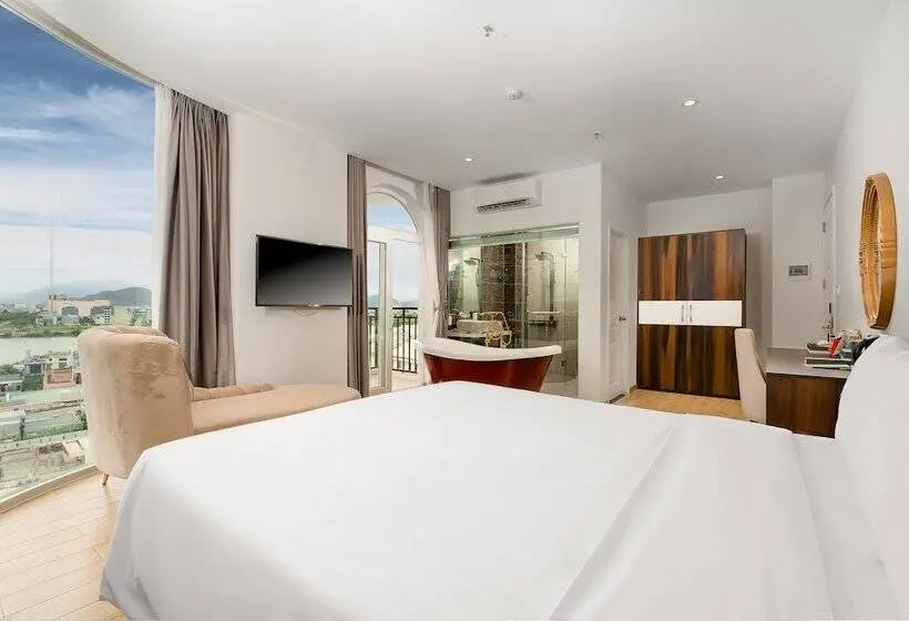 سوئیت با چشم‌انداز رودخانه, Rhm Luxury Hotel And Suite