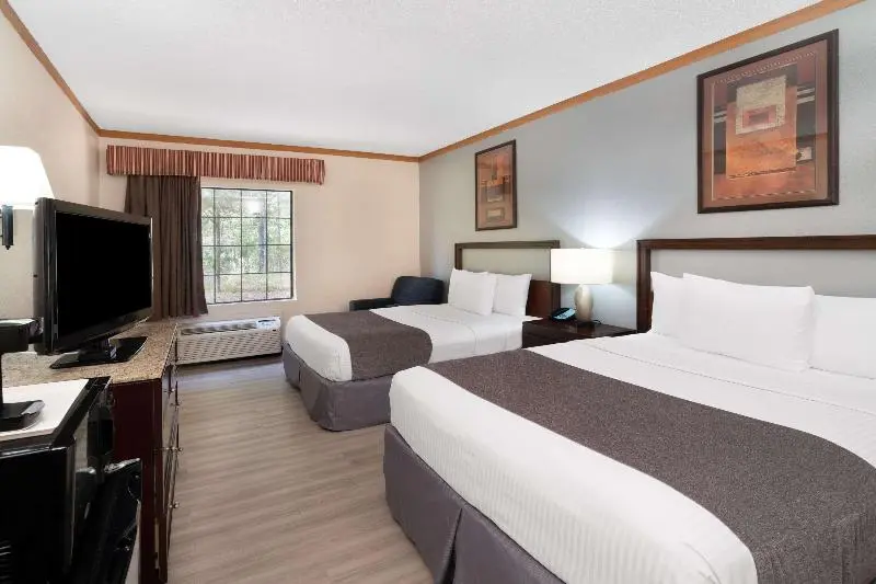 آپارتمان 1 خوابه با بالکن, Rhm Luxury Hotel And Suite
